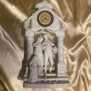 Pendulum IN Biscuit Of At Wedgwood Sculpture